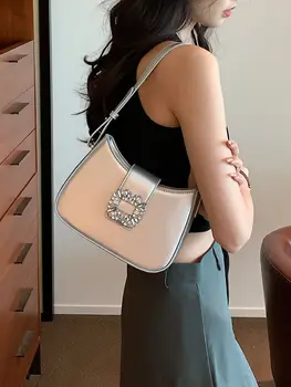 Луксозна дизайнерска марка дамски чанта през рамо 2023 Новата лятна тенденция чанта през рамо с диаманти, модерна чанта премиум-клас за подмишниците