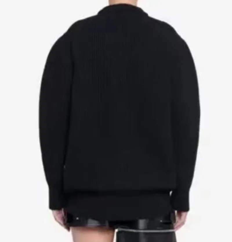 Високо качество 2023 Зимата Черен пуловер от вълна, трико с бродирани аппликацией Изображение 2