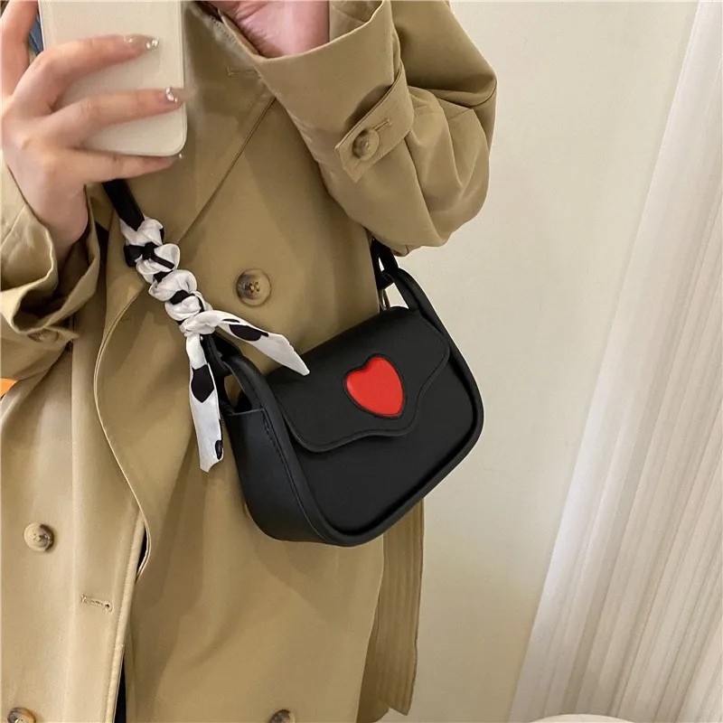 Нова мода нишевая чанта Ins с едно рамо и подмишница, минималистичная малка квадратна чанта през рамо Изображение 1
